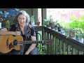 Acoustic Guitar Lesson: An Easy Introduction to Ragtime Guitar with Mary Flower