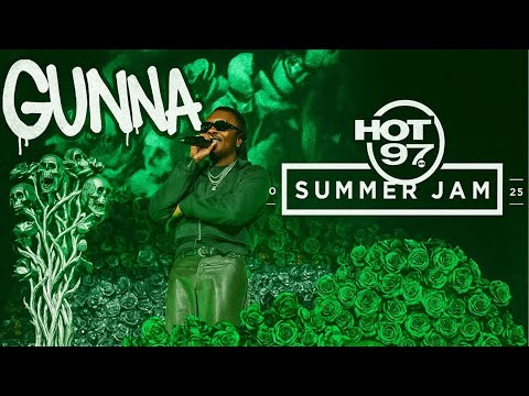 Gunna keeps it player on the Summer Jam stage