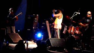 On The Other Side @ Sao Luis, Brazil - Clinton Fearon with Tribo de Jah