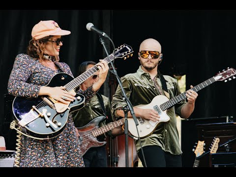Give It To 'Em, FLORABELLE! - LIVE at River City Roots Festival