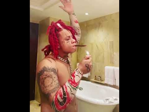 Trippie Redd Smoking A Blunt 🔥. #short