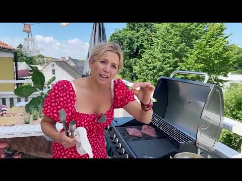 Tina grillar flankstek