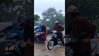 Download lagu Bocil vs hujan. #barongan #shortvidio #ramadhan2024 #hujan #funny #funnyvideo @deolifofficial. mp3 Download lagu Bocil vs hujan. #barongan #shortvidio #ramadhan2024 #hujan #funny #funnyvideo @deolifofficial. mp3