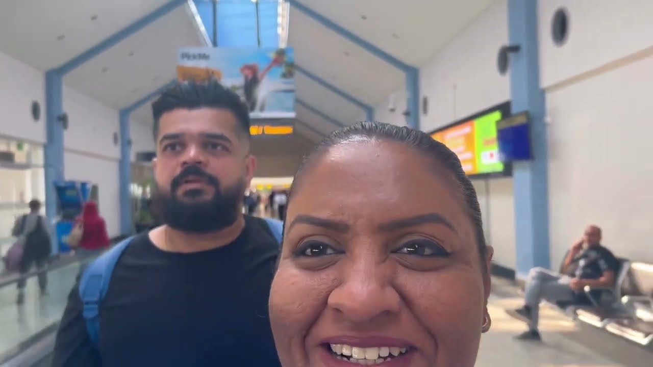 Palm Strip Lounge thumbnail