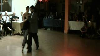 Ariadna Naveira y Fernando Sanchez in Israel - Maipo (Milonga "lo de Silvia"10.11.11).mpg