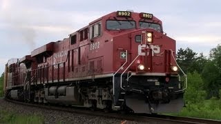 preview picture of video 'CP 8902 at St. Cloud (15JUN2013)'