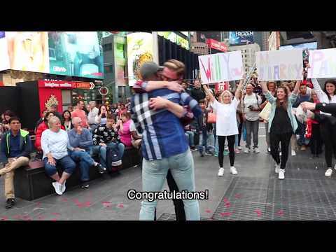 Pawel & Antoine's Flash Mob Proposal in Times Square