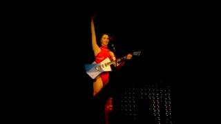 St. Vincent - Happy Birthday, Johnny / Severed Crossed Fingers - The Queen - Wilmington - 5/25/18