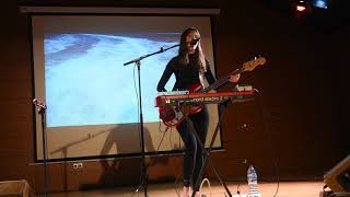 Annie Hart - Hard To Be Still