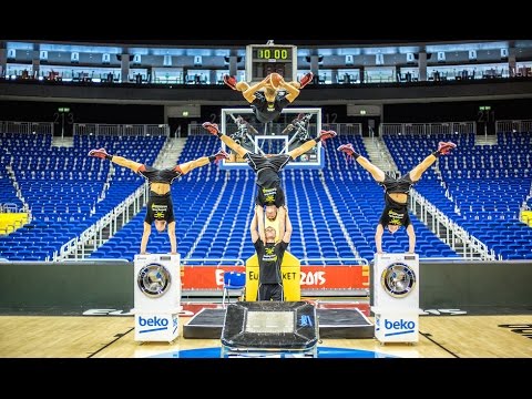 Los mates acrobáticos más espectaculares hqdefault - Los mates acrobáticos más espectaculares