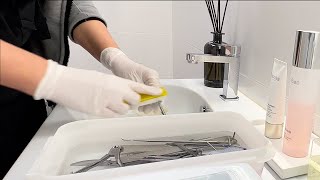 Manicure/pedicure tool cleaning routine. High Level Disinfection (pro nail technician routine)