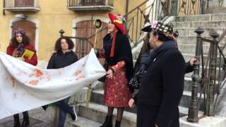 pirati-ad-avellino-lenzuola-col-sugo-per-migranti-e-cittadini