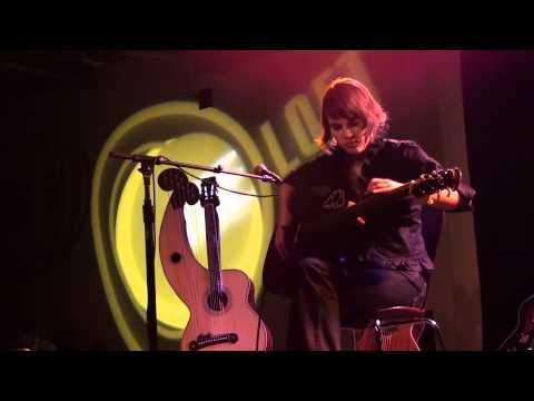 1/16 Kaki King - Bone Chaos In The Castle (Acoustic) @ The Loft at UC San Diego, La Jolla,CA 2/28/11