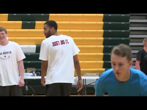 Mic'd Up: Josh Huestis showcases personality at hoops camp