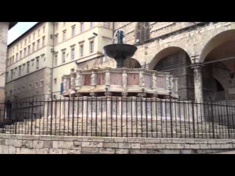 Hello from Piazza IV Novembre