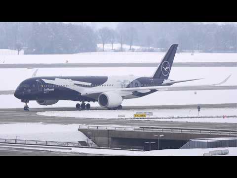 BEST of WINTER WONDERLAND at Munich Airport MUC/EDDM: CLOSE UP Deicing Action, Landings  & Takeoffs