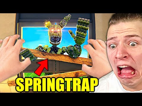 FNAF ANIMATRONICS BREAKING INTO MY HOUSE (HELP)