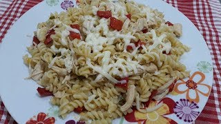 tavuklu ve sebzeli makarna