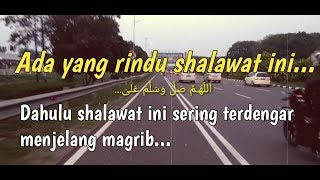 Download lagu Ada yang rindu shalawat ini ( shalawat as sa'adah ) mp3 Download lagu Ada yang rindu shalawat ini ( shalawat as sa'adah ) mp3