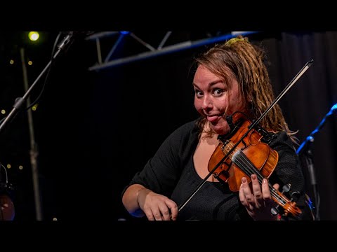 LIVE! Cesair - Middeleeuws Winschoten 2024