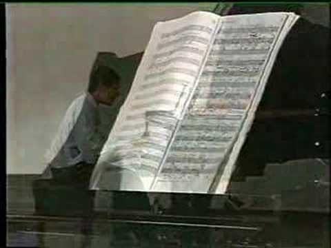 Gustavo Corrales Romero plays YOSVANI QUINTERO: 6 piezas para piano, PART I