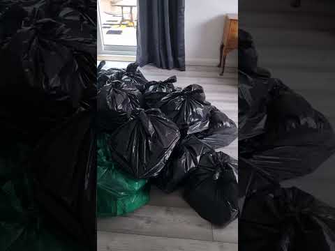 World of Books - Can you please call me have 65 bags for books