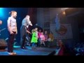 Концерт 8 марта 2012 года г. Вологда Поют зрители и дети(HD) 