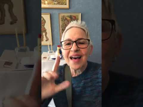 Lisa Silver Tot Shabbat