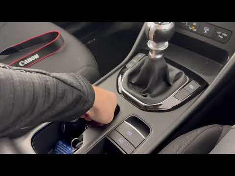 Hyundai Tucson COMFORT PLUS 1.6L DIESEL SUV - Image 2