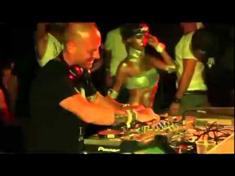 CIRCO NERO @ Spiagge Bianche, Vada - THE BIGGEST BEACH PARTY in ITALY 40,000 people