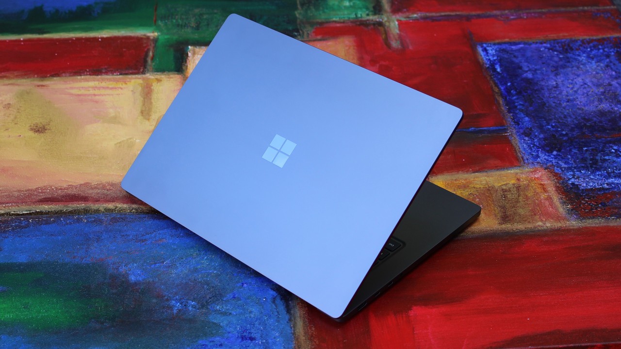 We have the Surface Laptop Ultra! RTX Spark Reviews &ndash; Windows Central Podcast LIVE - YouTube