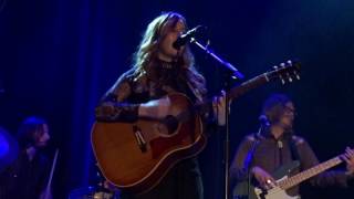 MARGO PRICE :   Live in London .  Islington assembly hall .