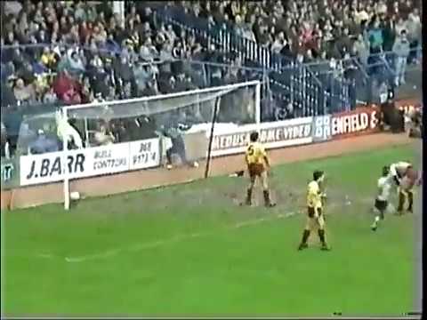 Tottenham Hotspur 2 v 1 Watford .. 1987/88 Barclays League Division 1 (New Years Day 1988)