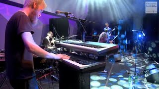 Little Dragon &#39;A New&#39; live in Cologne (2010)