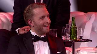 Download lagu Henry van Loon imiteert Peter Pannekoek - The Roast of Giel Beelen mp3