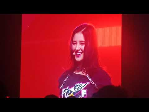 190929 Momoland - I'M So Hot [SKF INDONESIA DAY2]
