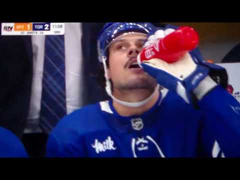 NHL hockey fight - Rasmus Sandin(Maple Leafs) vs. Oliver Wahlstrom(Islanders)