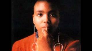 Dee Dee Bridgewater - Love Vibrations