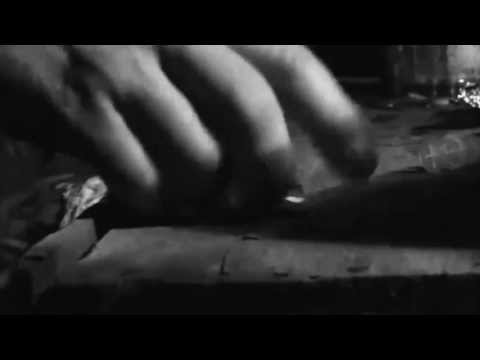 Kadaverficker - Spritze im Arm