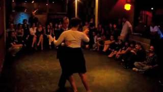 Guillermo Cerneaz & Greta Hekier en El Yeite - Qué te importa... - Miguel Caló