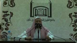 صورة حكم تسريحات الشعر المشتهر بين الثياب