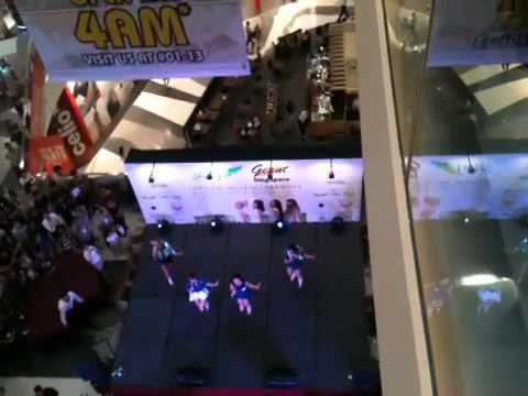 Skarf Performing Oh Dance at Bugis+ 2/10/12
