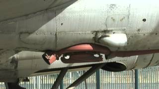 preview picture of video 'Boeing B17G Preston's Pride at Mefford Airfield, Tulare, California'
