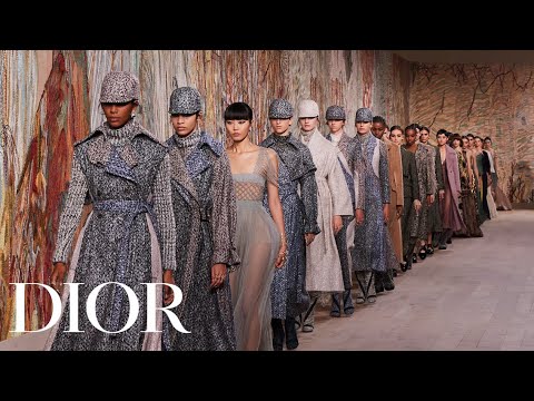 The Dior Autumn-Winter 2021-2022 Haute Couture Show thumnail