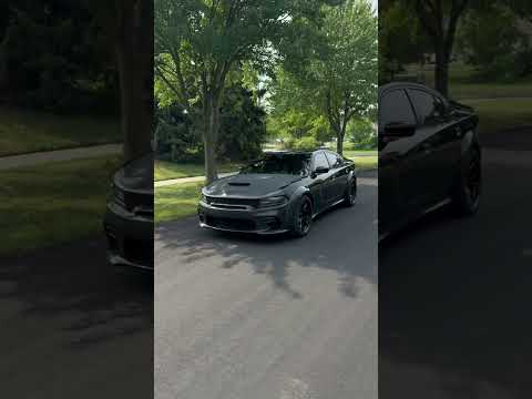 #foryou #automobile #srtaddicts #funny #srt #fypage #cartok #challenger  #smartphone #foryoupage