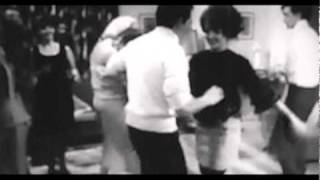 El Baile de los Caídos Music Video