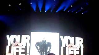 MADONNA get stupid live bercy 2009