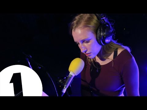 Billie Marten - Teeth - Radio 1's Piano Sessions