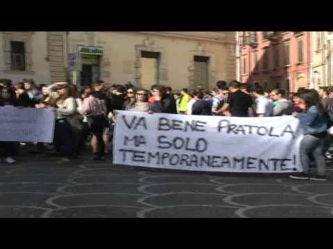 ONDA TG 21.10.2014 - DE NINO MORANDI CORTEO RAGAZZI