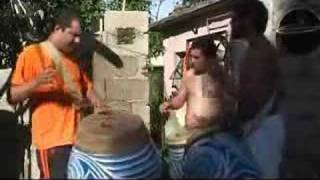 preview picture of video 'tres chiflados de candombe primera parte'